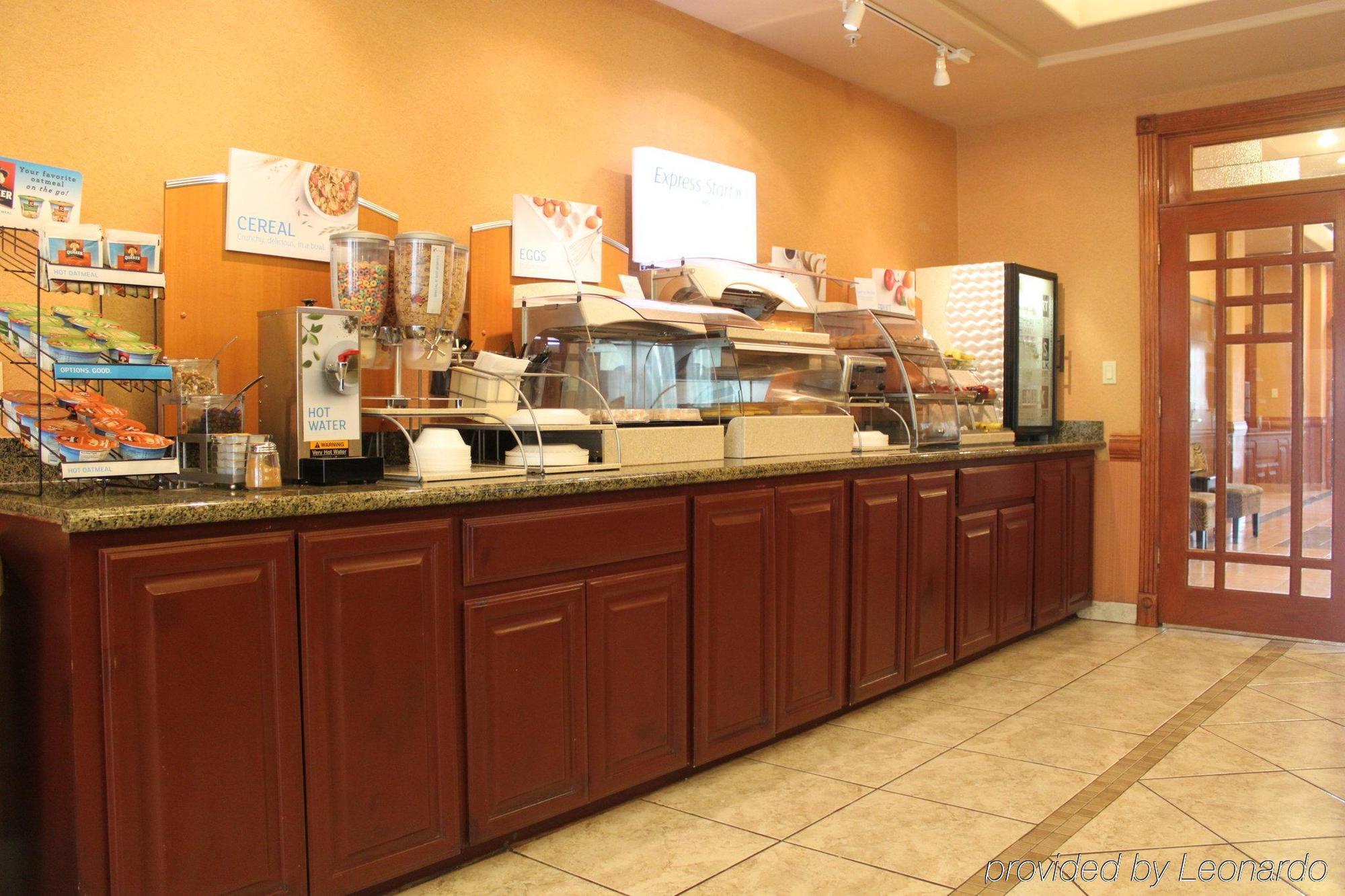 Holiday Inn Express Hotel And Suites Alice By Ihg Kültér fotó